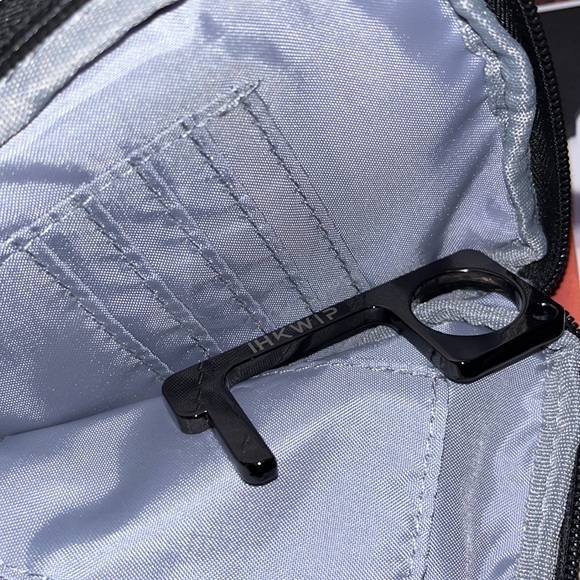 💪🏻👅💪🏻 • ⚫️ IHKWIP ⚫️ • 💪🏻👅💪🏻 PPE Carrier - Picture 4 of 11